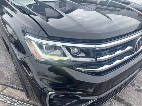 Used 2021 Volkswagen Atlas SE w/ Panoramic Sunroof Package image 14