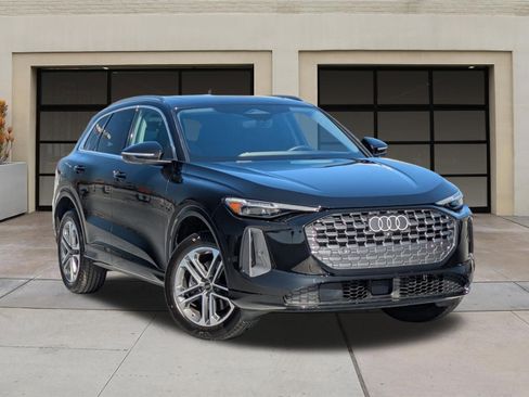 Used 2025 Audi Q5 Premium Plus w/ Premium Plus image 33