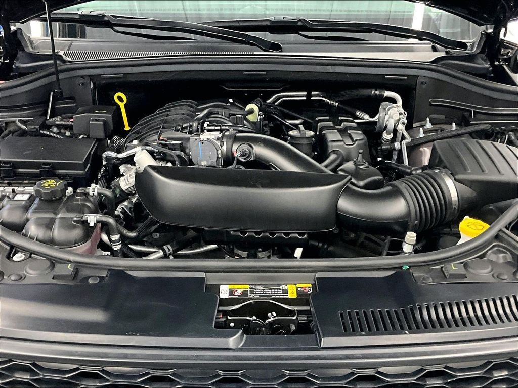 Used 2025 Dodge Durango GT AWD/4WD image 29