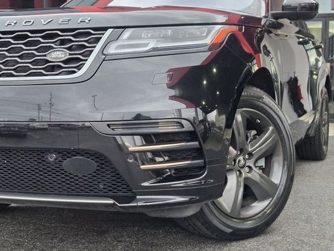 Used 2021 Land Rover Range Rover Velar R-Dynamic S image 3