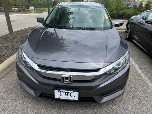 Used 2016 Honda Civic EX image 2