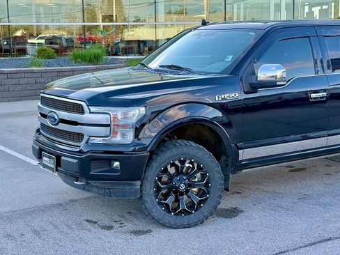 Used 2019 Ford F150 Platinum AWD/4WD image 2