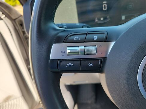 Used 2024 Hyundai Kona SEL FWD image 21