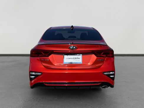 Used 2021 Kia Forte GT-Line w/ GT-Line Premium Package FWD image 4