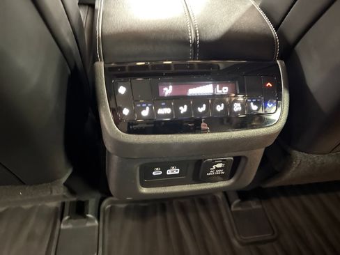 Certified 2025 INFINITI QX60 Sensory AWD/4WD image 27