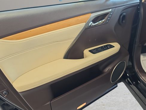 Used 2019 Lexus RX 350 AWD w/ Navigation Package image 12