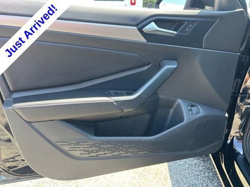 Used 2023 Volkswagen Jetta S FWD image 11