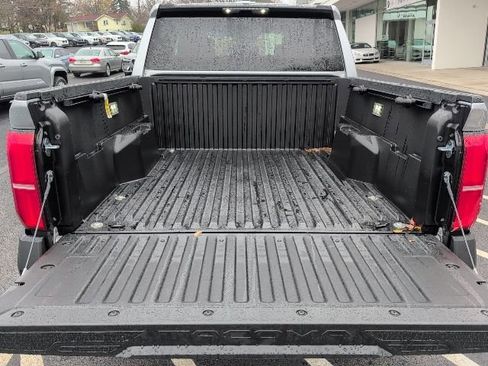 New 2025 Toyota Tacoma SR image 28