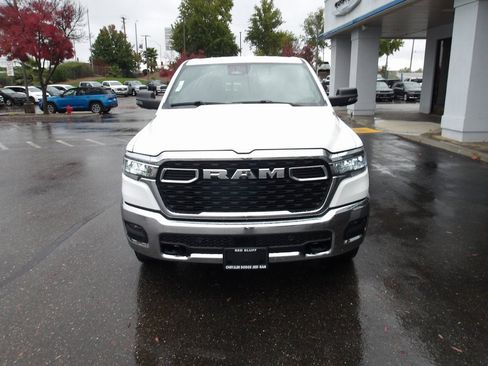 New 2026 RAM 1500 4x4 Crew Cab image 3