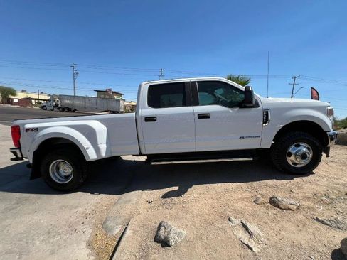 Used 2021 Ford F350 XL w/ STX Appearance Package AWD/4WD image 3