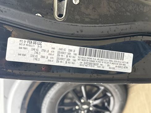 Used 2019 Dodge Journey SE w/ Blacktop Package image 30