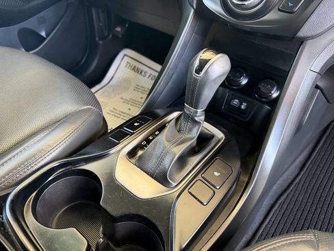 Used 2018 Hyundai Santa Fe Sport 2.0T FWD image 22
