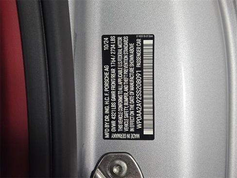 Used 2025 Porsche 911 Carrera image 26