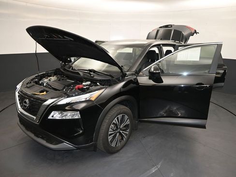 Used 2023 Nissan Rogue SV FWD image 28