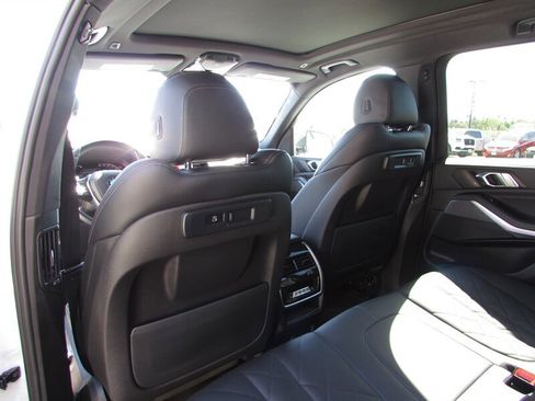 Used 2023 BMW X5 xDrive40i w/ Premium Package image 29