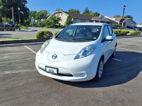 Used 2013 Nissan Leaf S w/ Charger Pkg FWD image 26