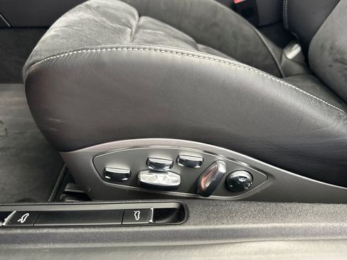 Used 2018 Porsche 911 Targa 4 GTS image 15