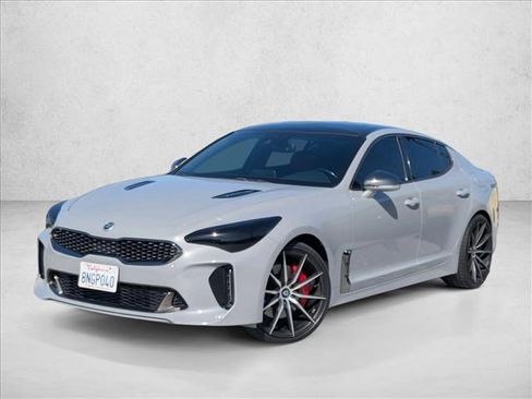 Used 2018 Kia Stinger GT1 RWD image 1