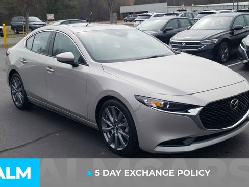 Used 2025 MAZDA MAZDA3 s image 3