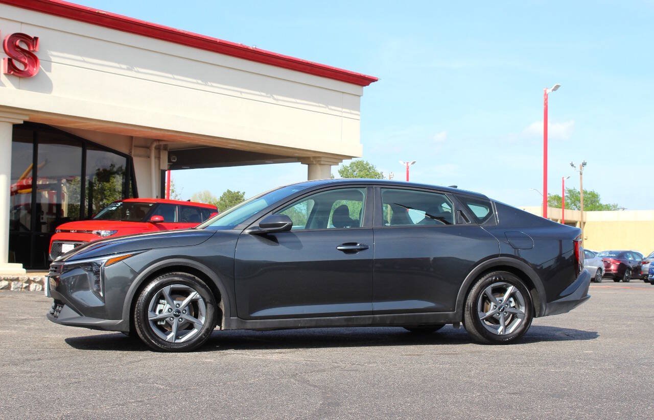 Used 2025 Kia K4 FWD image 6