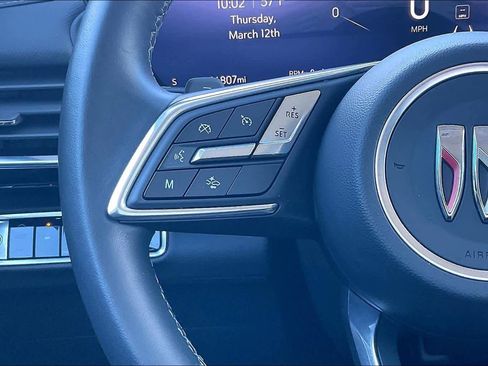 Used 2025 Buick Envision Preferred image 23