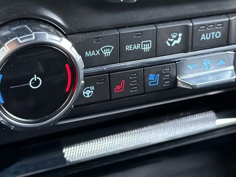 Used 2022 Ford F150 Raptor w/ Equipment Group 801A High image 21