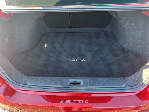 Used 2021 Nissan Sentra SV image 30