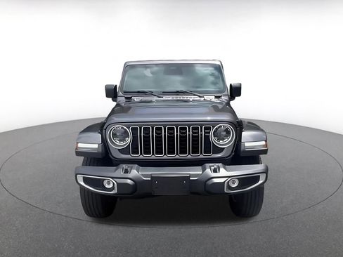 Used 2025 Jeep Wrangler Unlimited Sahara AWD/4WD image 5