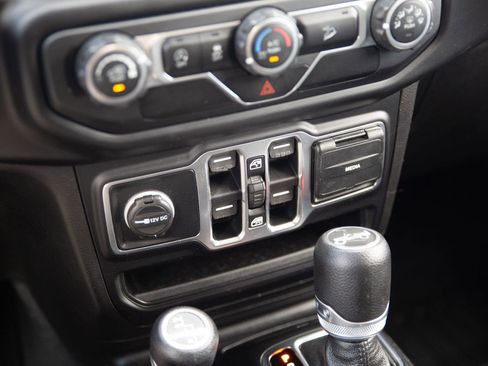 Used 2020 Jeep Wrangler Unlimited Sport S image 15