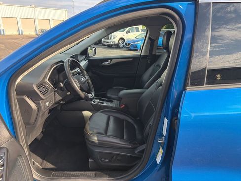 Used 2021 Ford Escape SEL image 8