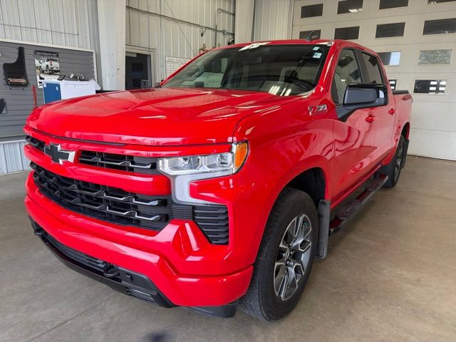 Used 2022 Chevrolet Silverado 1500 RST AWD/4WD image 2