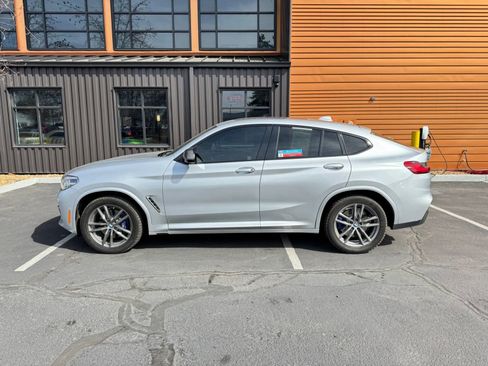 Used 2019 BMW X4 M40i w/ Premium Package image 2