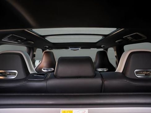 Used 2021 Land Rover Range Rover Sport SVR Carbon Edition image 38