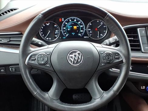 Used 2019 Buick Enclave Avenir w/ Avenir Technology Package image 29