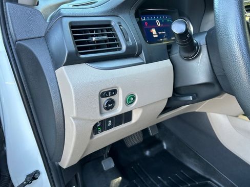 Used 2019 Honda Pilot EX image 15