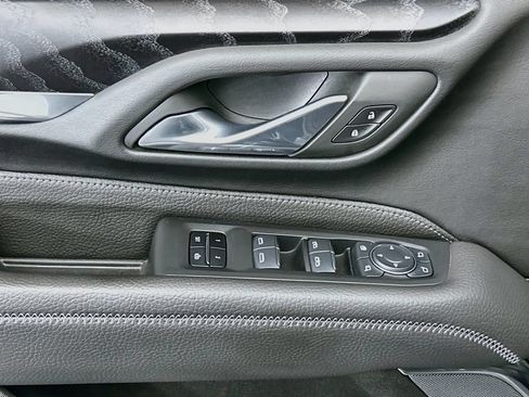 Used 2024 GMC Yukon Denali AWD/4WD image 22