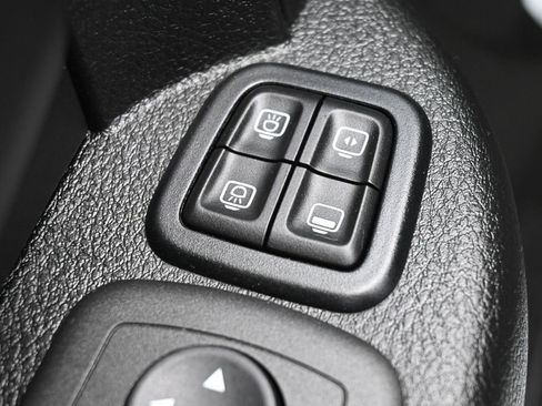 Used 2023 RAM 3500 Tradesman image 11