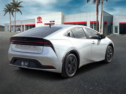 New 2026 Toyota Prius LE image 3