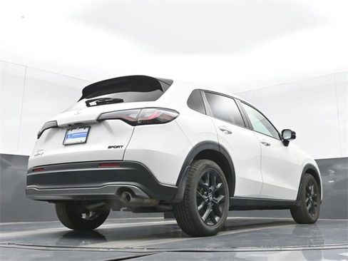 Used 2023 Honda HR-V Sport image 46