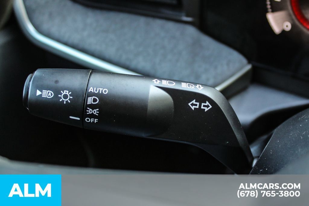 Used 2025 Nissan Kicks SV FWD image 22