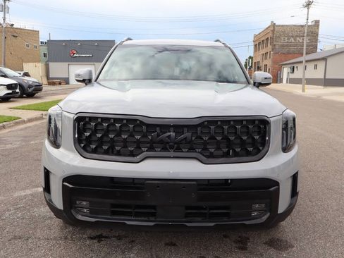 Used 2025 Kia Telluride SX X-Line AWD/4WD image 12