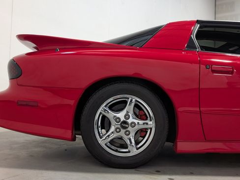 Used 2002 Pontiac Firebird Trans Am w/ SLP Firehawk Pkg RWD image 40