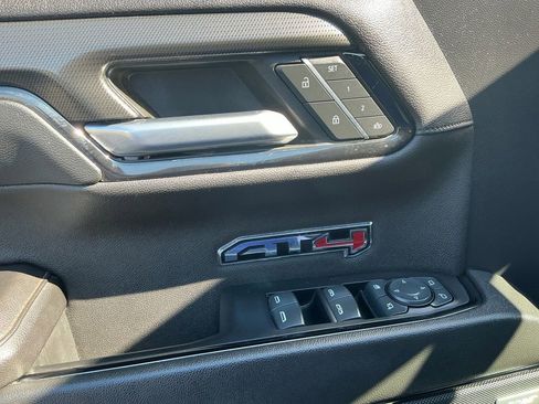 Used 2022 GMC Sierra 1500 AT4 w/ AT4 Preferred Package image 16