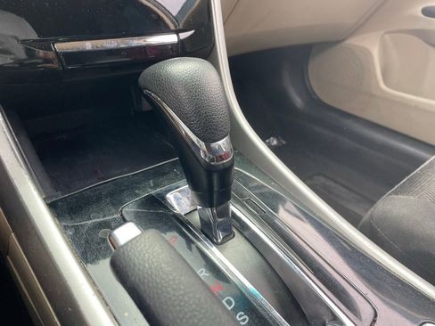 Used 2017 Honda Accord LX image 7