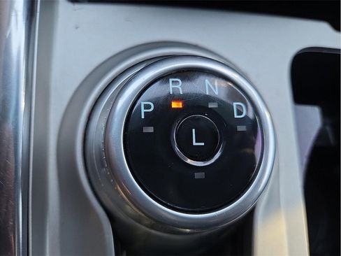 Used 2022 Ford Explorer Platinum w/ Equipment Group 601A image 18