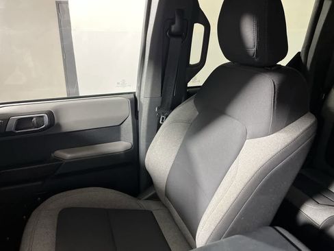 Used 2022 Ford Bronco Big Bend image 26