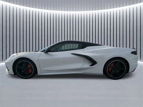 Used 2024 Chevrolet Corvette Stingray Preferred Conv image 8