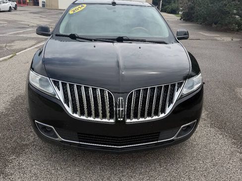 Used 2014 Lincoln MKX AWD w/ Equipment Group 102A image 6