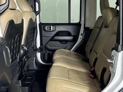 Used 2018 Jeep Wrangler Unlimited Rubicon image 23