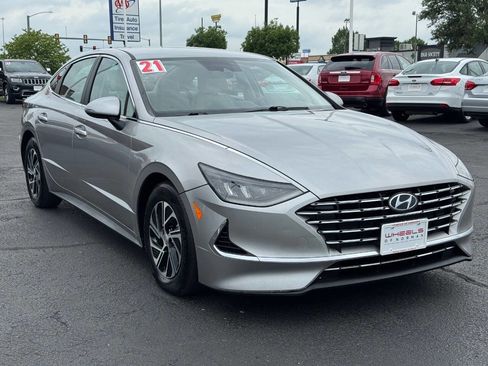 Used 2021 Hyundai Sonata Blue FWD image 3